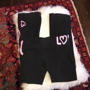 victoria’s secret pink yoga pants